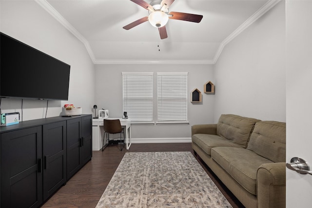 living room with ornamental molding, dark wood-type flooring, vaulted ceiling, and a ceiling fan