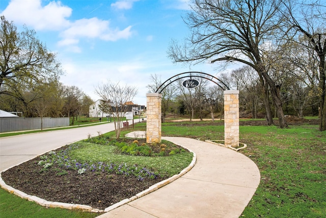 Listing photo 3 for 887 Park Place Blvd, Rockwall TX 75087