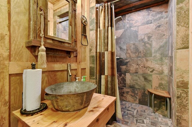 297 Cemetery Rd, Pottsboro, TX 75076 - full bathroom featuring tiled shower and a sink