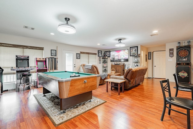 game room featuring light wood finished floors, billiards, visible vents, and recessed lighting