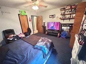 bedroom with a ceiling fan