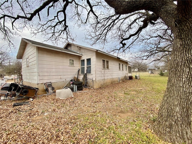 view of side of property