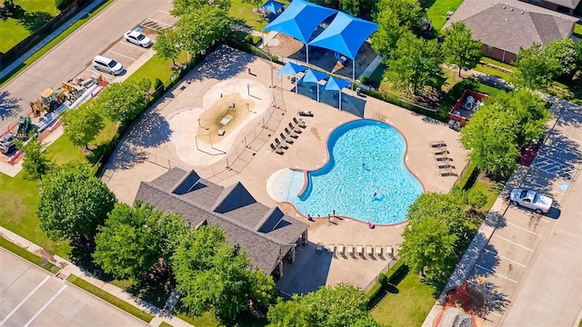 12417 Sunrise Dr, Frisco, TX 75036 - aerial view of a pool area
