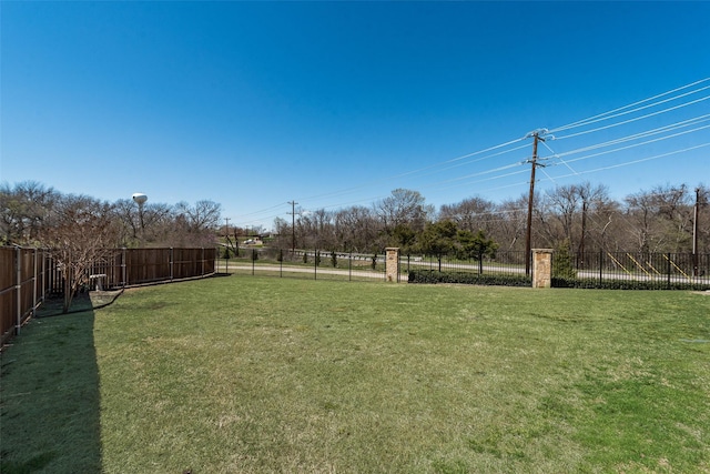 215 Tallgrass Dr, Lavon, TX 75166 - view of fenced backyard