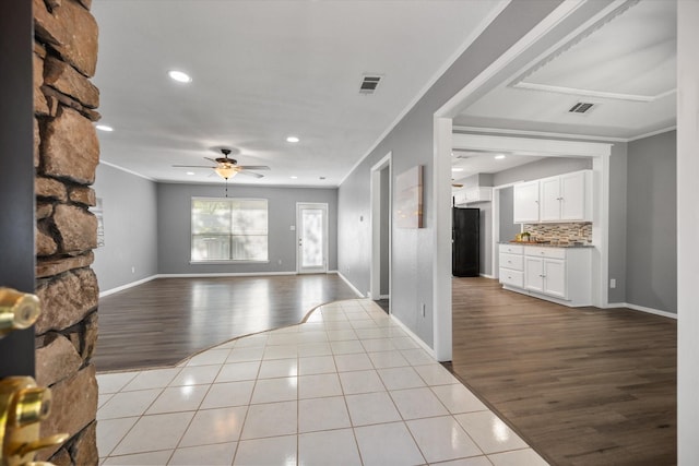 1803 Burr Oak St, Arlington, TX 76012 - unfurnished living room featuring a ceiling fan, wood finished floors, recessed lighting, ornamental molding, and baseboards
