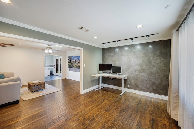 109 Belden Cir, Mckinney, TX 75069 - living area featuring wood finished floors, baseboards, ceiling fan, a desk, and recessed lighting