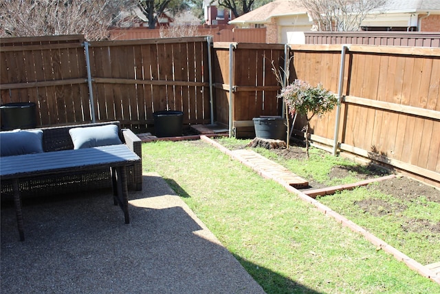 8509 Mustang Dr, Irving, TX 75063 - view of yard with a fenced backyard and a patio area