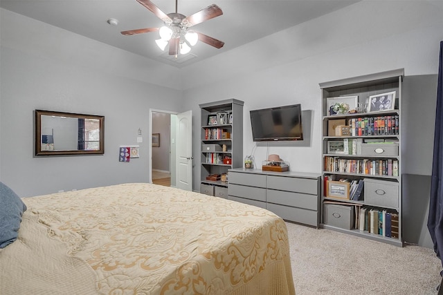 bedroom featuring carpet and ceiling fan