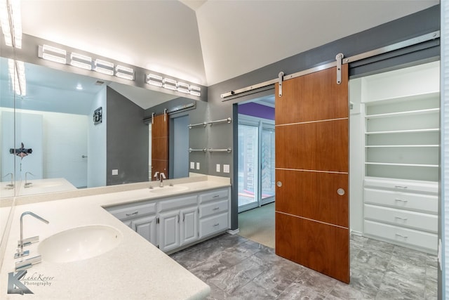 20 Glen Abbey St, Abilene, TX 79606 - full bath with double vanity and a high ceiling