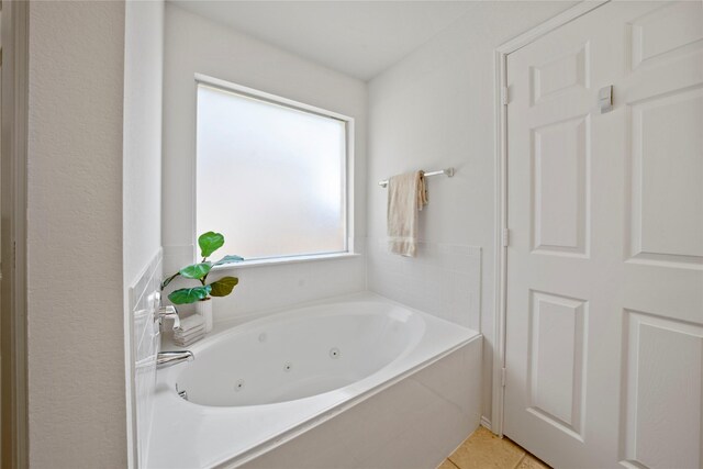 4965 Sunset Ridge Dr, Fort Worth, TX 76123 - full bathroom with visible vents, a stall shower, toilet, a whirlpool tub, and tile patterned flooring