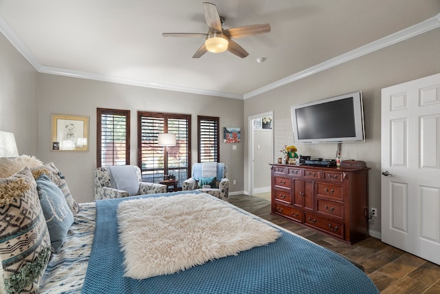 bedroom with dark wood-style floors, a ceiling fan, baseboards, and crown molding