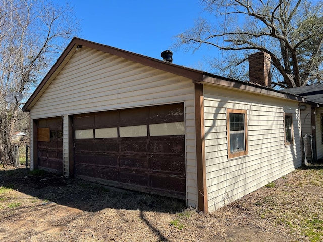 view of detached garage