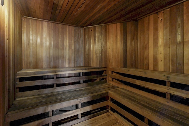 view of sauna / steam room