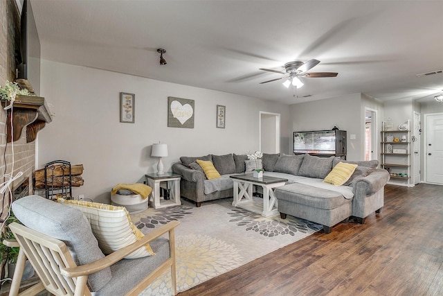 816 Lake Crest Pkwy, Azle, TX 76020 - living area featuring wood finished floors, visible vents, and a ceiling fan