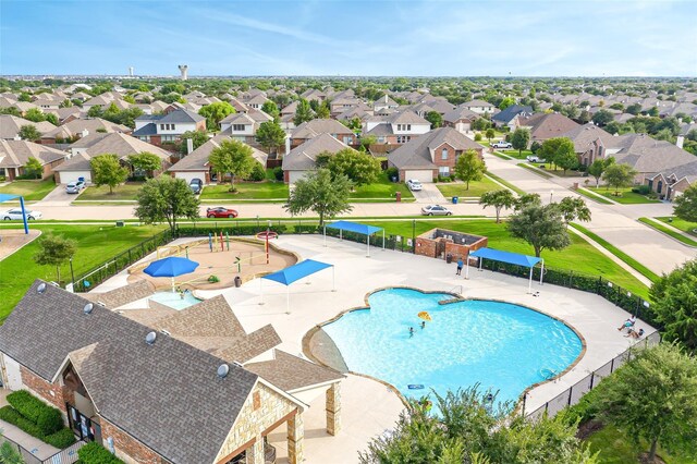 birds eye view of property featuring a residential view