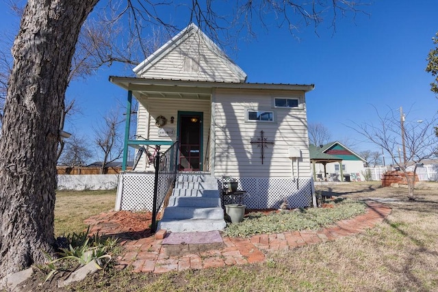 view of front of house