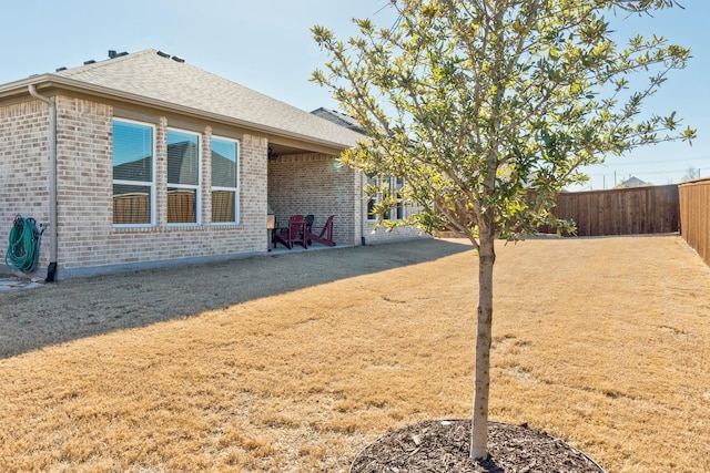 1624 Thunderbird Dr, Fort Worth, TX 76052 - view of yard featuring a fenced backyard