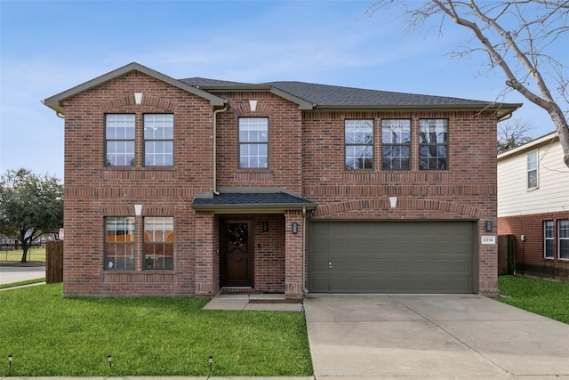 view of front of property featuring driveway, a shingled roof, a garage, and a front lawn