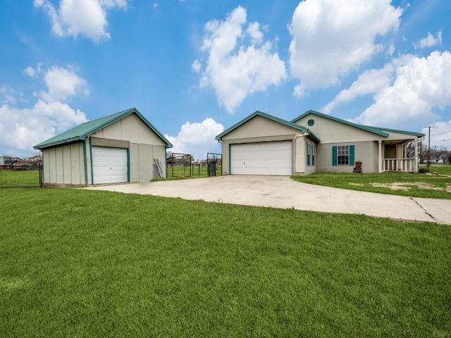 exterior space featuring fence