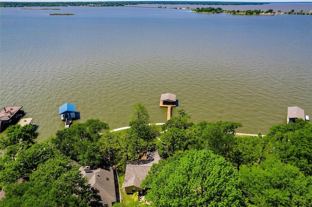 154 Ocean Dr, Gun Barrel City, TX 75156 - birds eye view of property featuring a water view