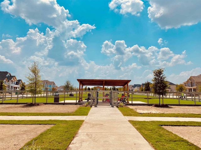 surrounding community featuring a residential view