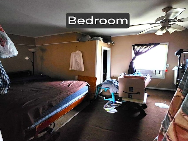 bedroom featuring a ceiling fan