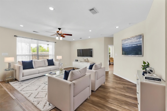 4031 Burleson Retta Rd, Burleson, TX 76028 - living area featuring ceiling fan, wood finished floors, recessed lighting, and baseboards