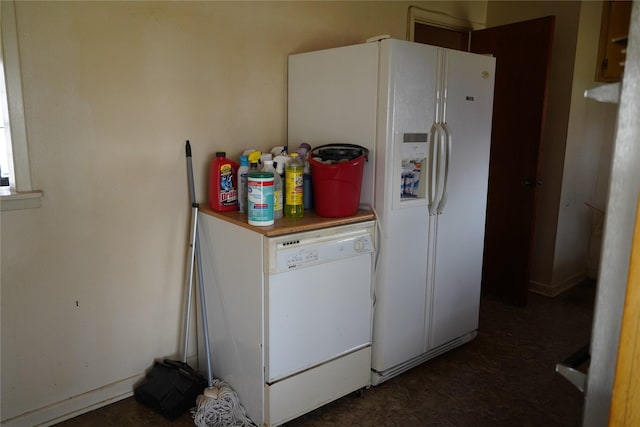 clothes washing area featuring laundry area