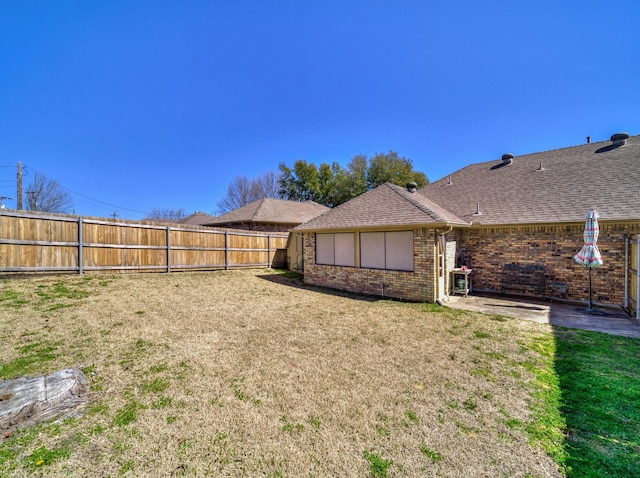 113 S Beltwoods Dr, Desoto, TX 75115 - view of yard featuring a fenced backyard and a patio