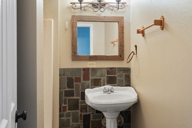 114 Adelia Dr, Mabank, TX 75156 - view of bathroom