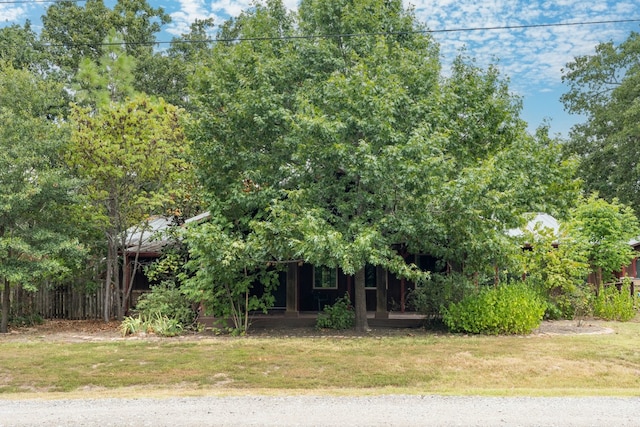 114 Adelia Dr, Mabank, TX 75156 - view of front of house featuring a front yard