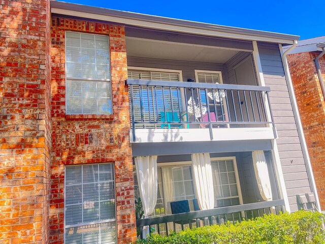 18333 Roehampton Dr Unit 123, Dallas, TX 75252 - view of pool with fence