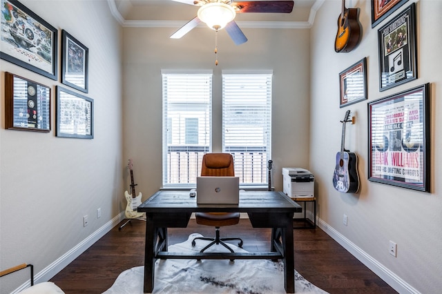 office area featuring ornamental molding, wood finished floors, and baseboards