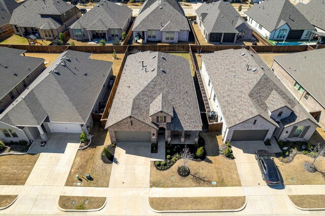 birds eye view of property featuring a residential view