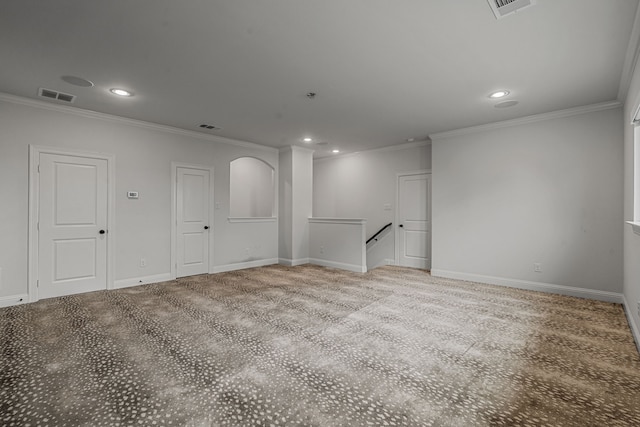 unfurnished room with visible vents and recessed lighting