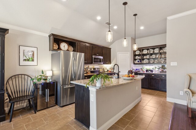 dining area with baseboards, ornamental molding, and recessed lighting