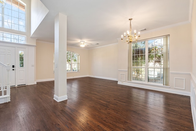 entryway featuring crown molding, visible vents, dark wood-style flooring, and ceiling fan with notable chandelier