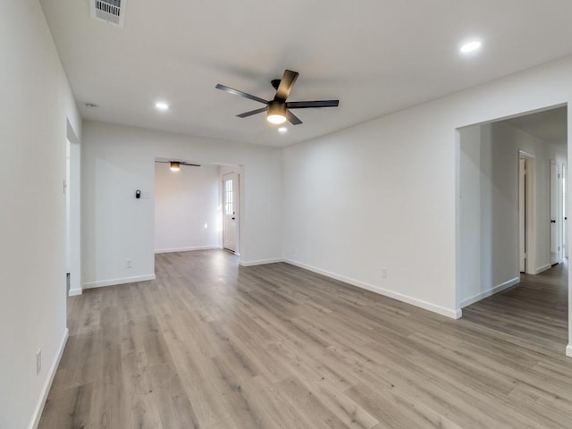 unfurnished room featuring light wood-style flooring, recessed lighting, visible vents, baseboards, and a ceiling fan