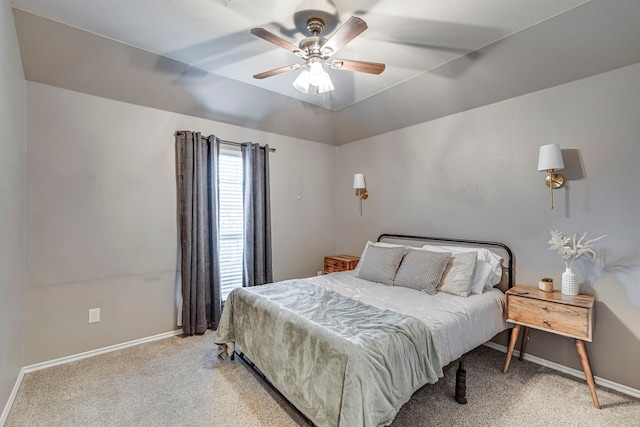 bedroom featuring carpet floors, ceiling fan, and baseboards