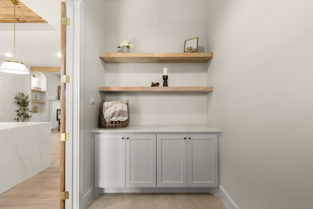 room details featuring baseboards