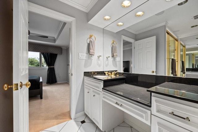 full bathroom with connected bathroom, visible vents, vanity, baseboards, and ornamental molding