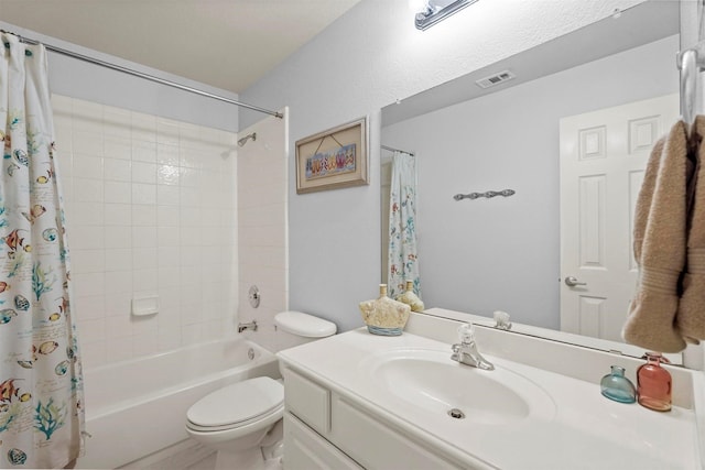 full bath featuring toilet, shower / bath combo, vanity, and visible vents