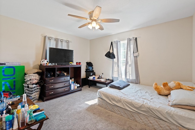 bedroom featuring carpet flooring and a ceiling fan