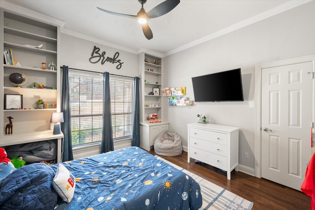 bedroom featuring a ceiling fan, baseboards, ornamental molding, and wood finished floors