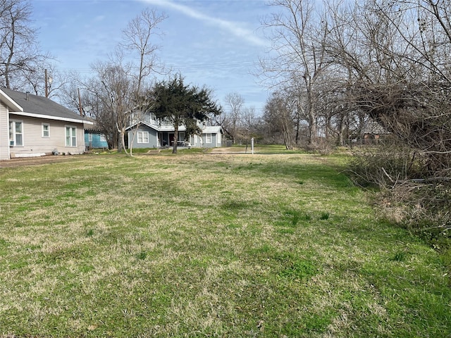 Listing photo 3 for 1313 Hunt St, Commerce TX 75428