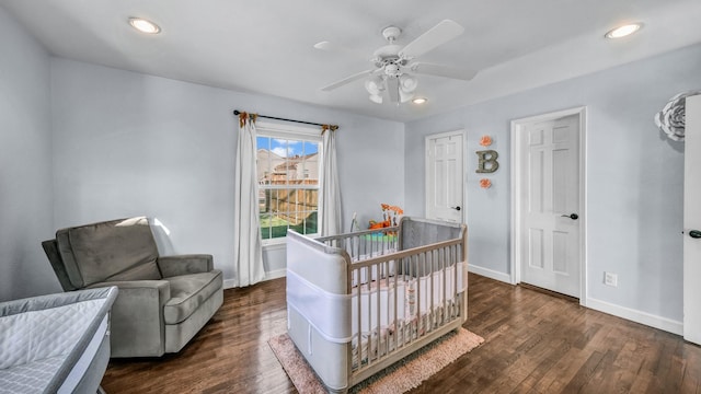 bedroom with dark wood finished floors, recessed lighting, baseboards, and ceiling fan