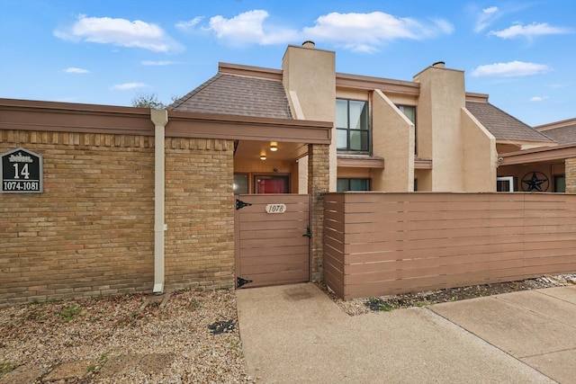 exterior space featuring a fenced front yard