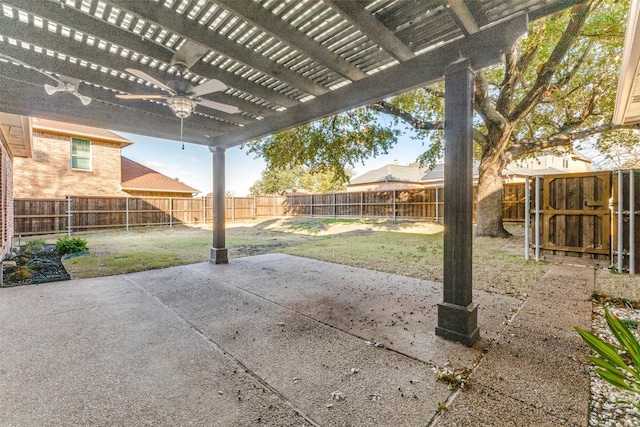 view of patio / terrace with a fenced backyard and ceiling fan