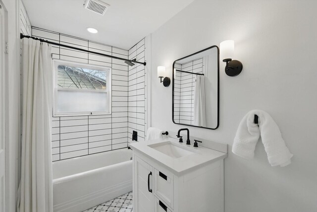 empty room with recessed lighting, baseboards, and light wood-style floors