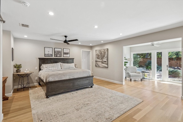 bedroom with ceiling fan, recessed lighting, visible vents, baseboards, and light wood-type flooring